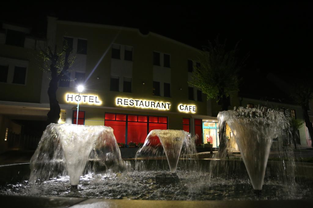 Stadthotel Pinkafeld Exterior foto